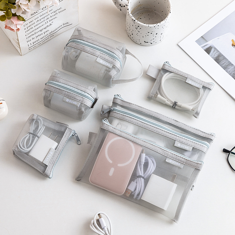 أكياس تنظيم شبكية رمادية - للس - مراجعة Tech Accessories Case وسعره